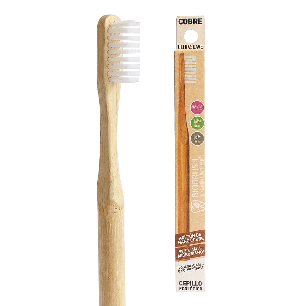 Cepillo de dientes ultra suave blanco BIOBRANDS
