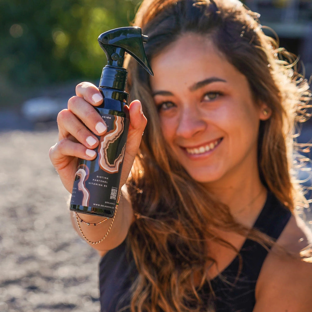 Hair Spray nutritivo 150 ml Delasavia - DELASAVIA - Aldea Nativa